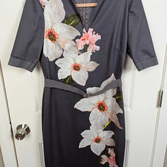 Ted Baker | Gray Floral Belted Sheath Midi Dress Size 4 - Picture 6 of 13